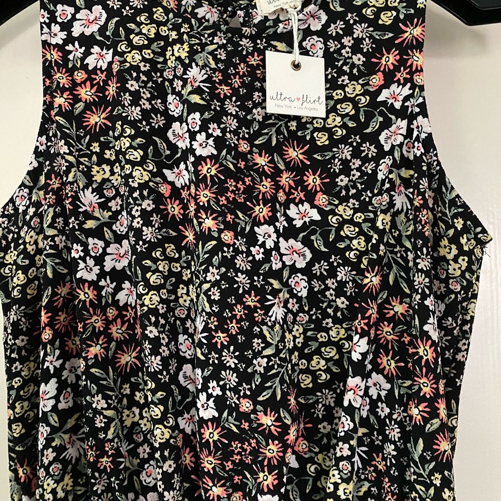 Romper - Picture 2 of 2